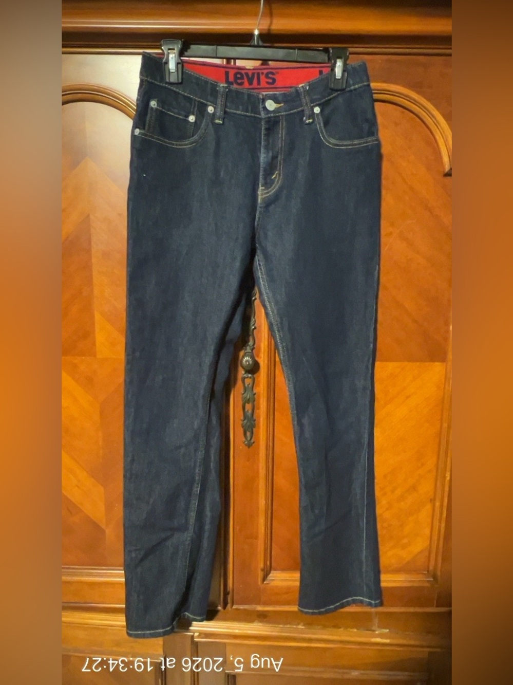 Levi's Indigo Straight Leg Jeans (Bin 5-026)
